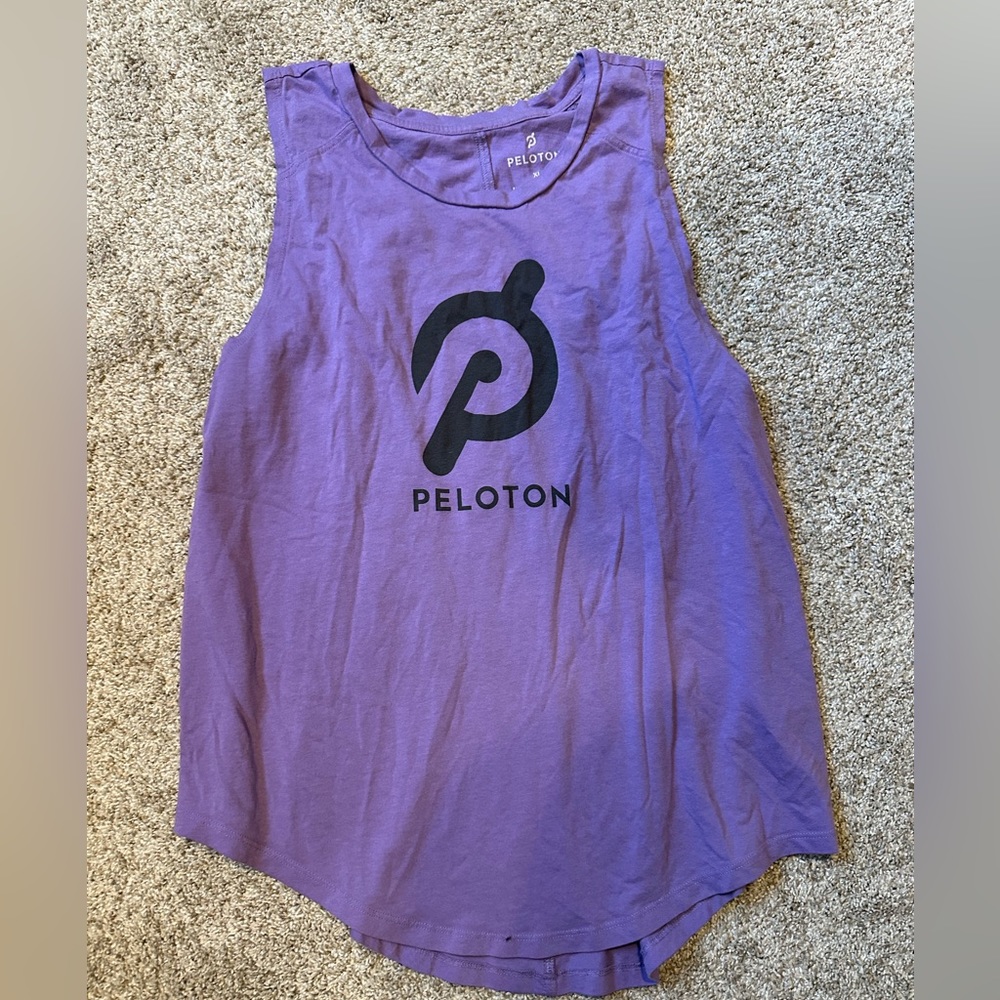 Peloton Purple Scoop Tank Size XL